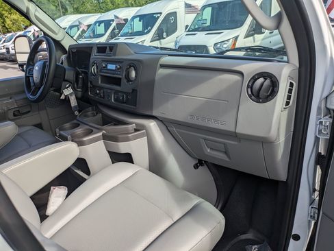 New 2026 Ford E-350 and Econoline 350 Super Duty w/ Power Equipment Group image 32