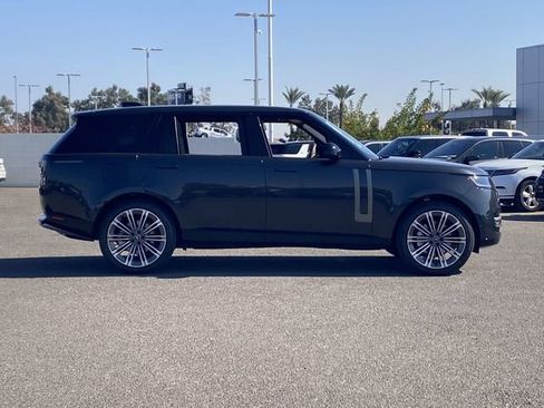 Used 2025 Land Rover Range Rover Long Wheelbase SE AWD/4WD image 16