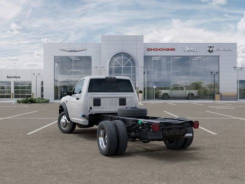 New 2026 RAM 5500 Tradesman w/ Chrome Appearance Group image 3