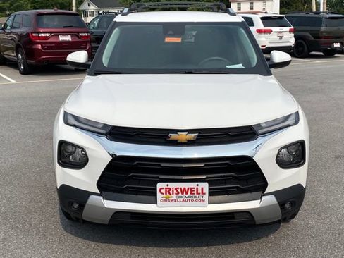 Used 2023 Chevrolet TrailBlazer LT w/ Convenience Package FWD image 8