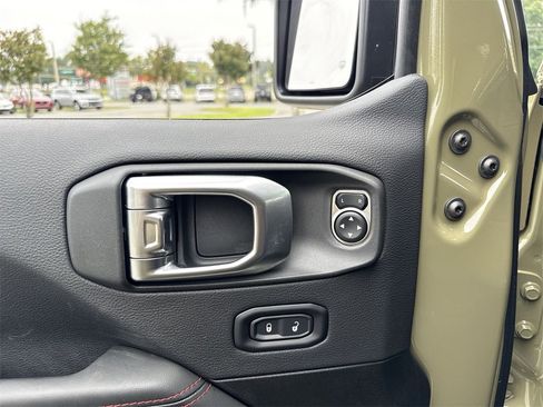 New 2025 Jeep Wrangler Unlimited Rubicon w/ Steel Bumper Group image 12