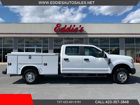 Used 2020 Ford F250 XL image 1