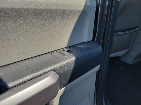 Used 2018 Ford F150 XLT w/ Equipment Group 302A Luxury image 13