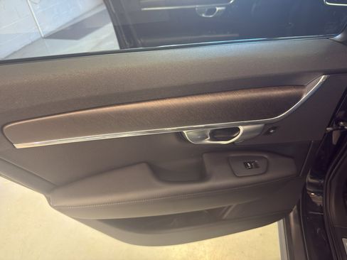 Used 2020 Volvo V90 T6 Cross Country w/ Protection Package Premier image 28