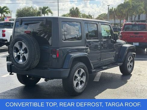 Used 2016 Jeep Wrangler Unlimited Sahara w/ Connectivity Group AWD/4WD image 5