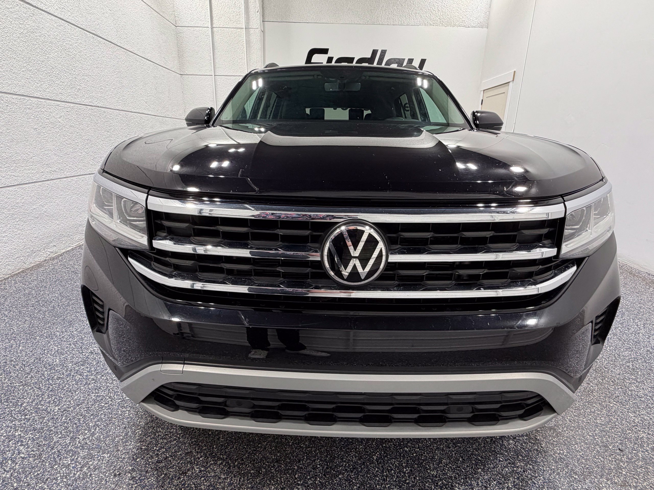 Used 2022 Volkswagen Atlas SE w/ Panoramic Sunroof Package AWD/4WD image 10