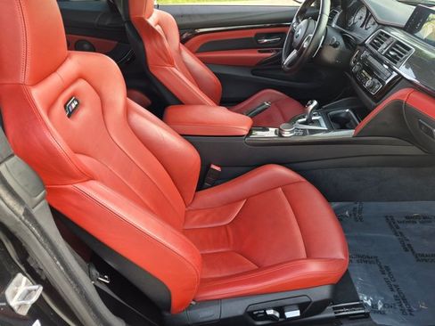 Used 2018 BMW M4 Coupe RWD image 19