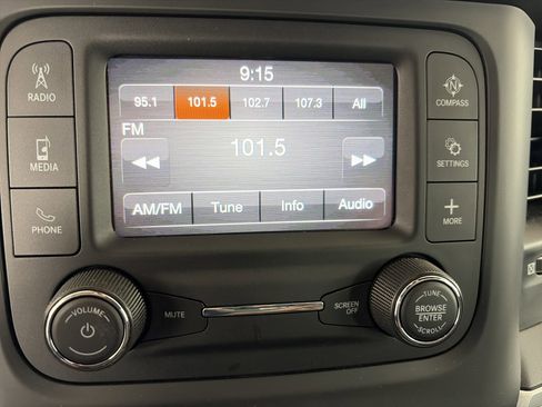 Used 2022 RAM 1500 Big Horn AWD/4WD image 19
