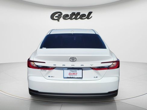 Used 2025 Toyota Camry LE FWD image 6