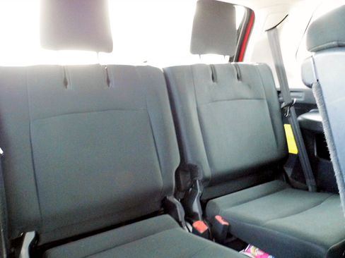 Used 2021 Toyota 4Runner SR5 image 26