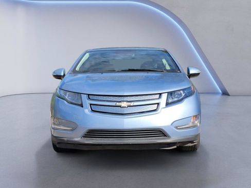 Used 2015 Chevrolet Volt Premium w/ Premium Trim Package FWD image 2