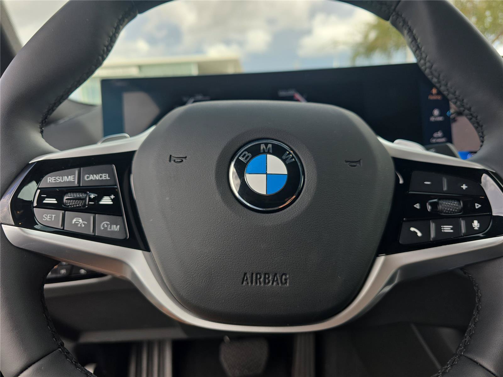 Used 2026 BMW 330i Sedan w/ Convenience Package RWD image 22