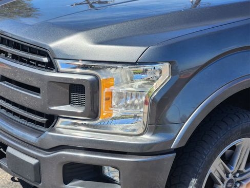 Used 2018 Ford F150 XLT w/ Equipment Group 302A Luxury image 7