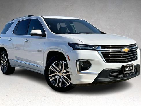 Used 2023 Chevrolet Traverse High Country image 21