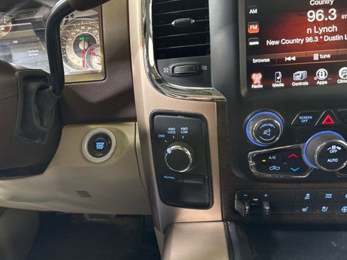 Used 2017 RAM 3500 Laramie Longhorn image 25