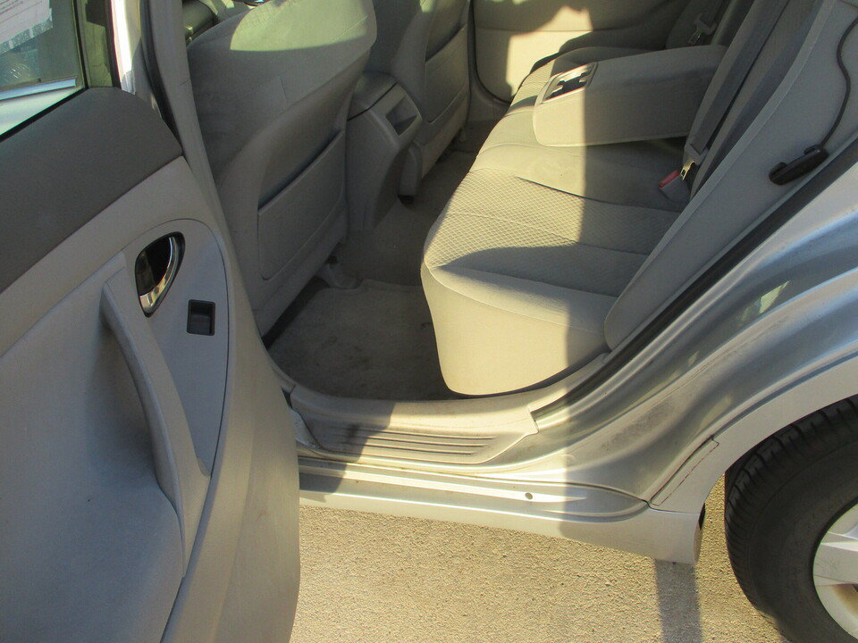 Used 2007 Toyota Camry LE FWD image 8