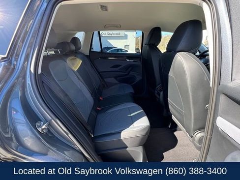 Certified 2025 Volkswagen Tiguan SE AWD/4WD image 22