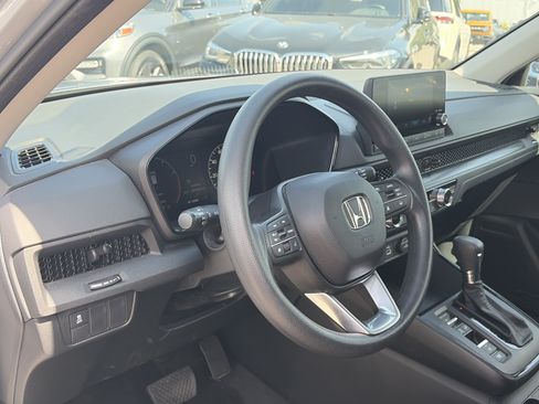 Used 2024 Honda CR-V LX image 17