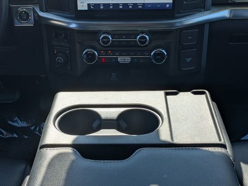 Used 2022 Ford F150 Lariat w/ Equipment Group 501A Mid image 19