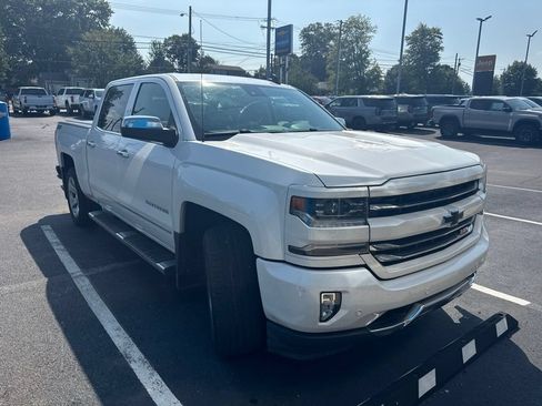 Used 2017 Chevrolet Silverado 1500 LTZ Z71 w/ LTZ Plus Package AWD/4WD image 3