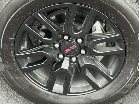 New 2025 GMC Sierra 1500 Elevation AWD/4WD image 12