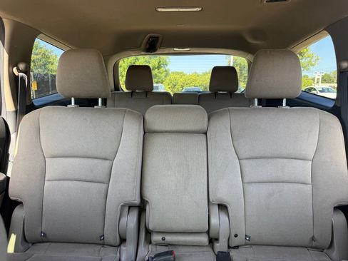 Used 2019 Honda Pilot EX image 19