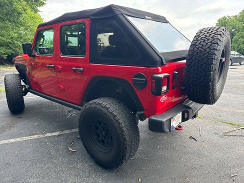 Used 2018 Jeep Wrangler Unlimited Rubicon AWD/4WD image 5