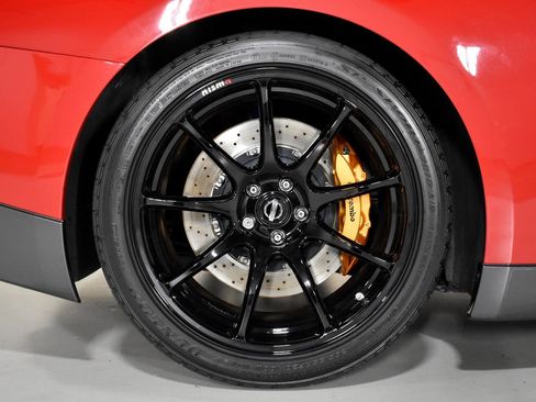 Used 2009 Nissan GT-R Premium AWD/4WD image 19