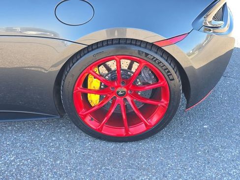 Used 2020 McLaren 570S Spider image 5