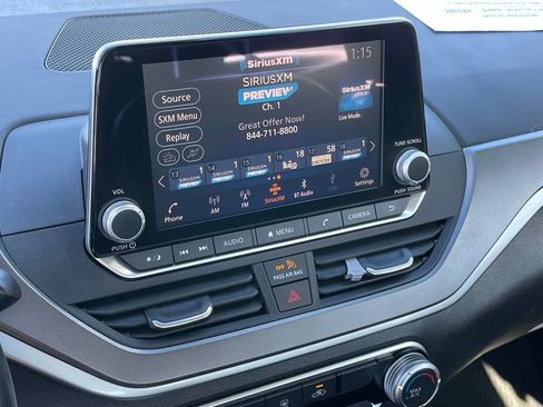 Certified 2023 Nissan Altima 2.5 SR FWD image 17