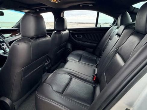 Used 2019 Ford Taurus Limited image 24