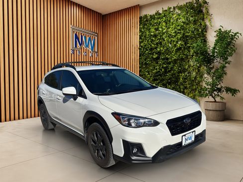 Used 2020 Subaru Crosstrek 2.0i Premium AWD/4WD image 1