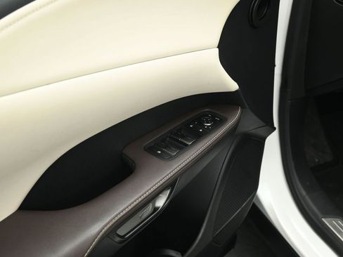 Used 2024 Lexus RX 350h w/ Convenience Package AWD/4WD image 10