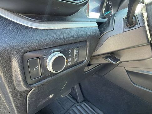 Used 2020 Ford Explorer XLT w/ Comfort Package AWD/4WD image 15