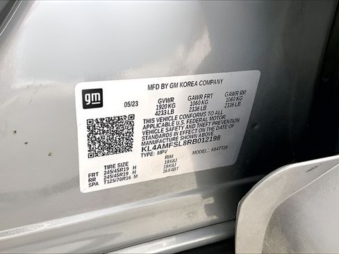 Used 2024 Buick Encore GX Avenir FWD image 16