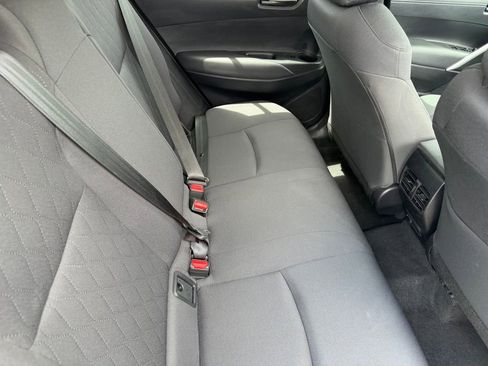 Used 2024 Toyota Corolla Cross LE FWD image 18