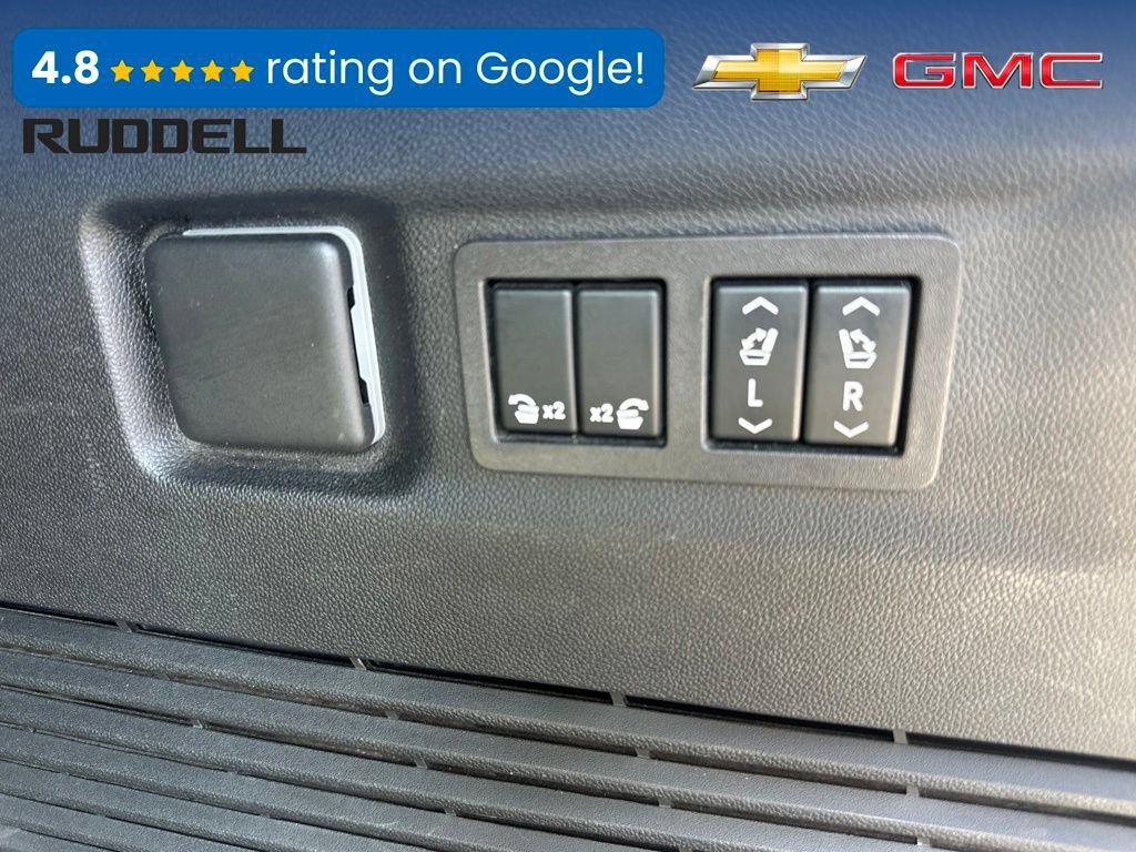 Used 2024 Chevrolet Suburban RST w/ Luxury Package AWD/4WD image 17