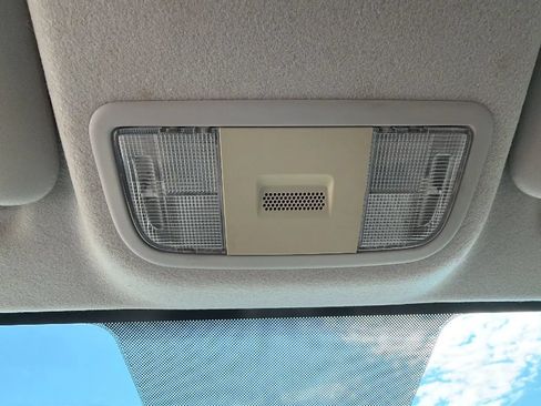 Used 2015 Honda Fit LX image 27