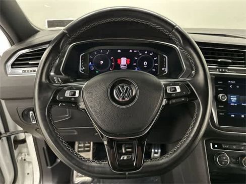 Certified 2020 Volkswagen Tiguan SEL Premium R-Line image 8
