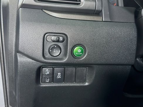 Used 2022 Honda Pilot TrailSport image 11
