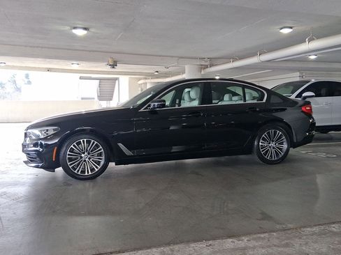Used 2020 BMW 540i 540i w/ Premium Package image 2
