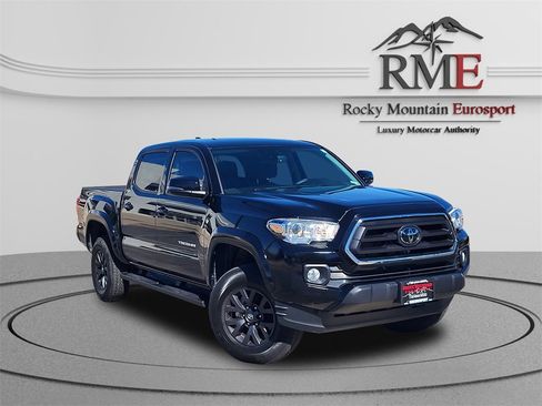 Used 2021 Toyota Tacoma SR5 w/ Technology Package image 1