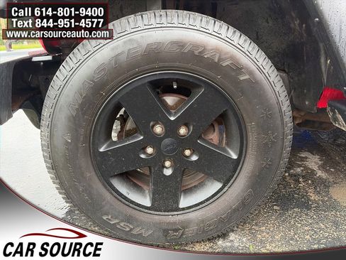 Used 2013 Jeep Wrangler Sport AWD/4WD image 20