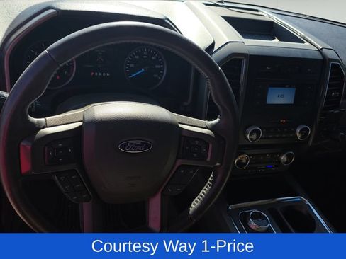 Used 2018 Ford Expedition XLT w/ Equipment Group 201A RWD image 12