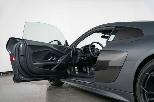 Used 2017 Audi R8 V10 plus AWD/4WD image 14