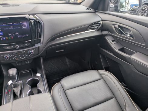 Used 2022 Chevrolet Traverse Premier w/ LPO, Floor Liner Package image 19