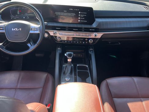 Used 2024 Kia Telluride EX w/ EX Captain's Chair Package image 21