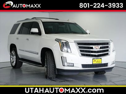 Used 2017 Cadillac Escalade Luxury