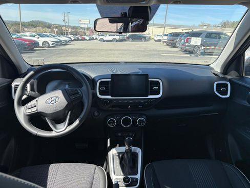 New 2026 Hyundai Venue SEL image 15