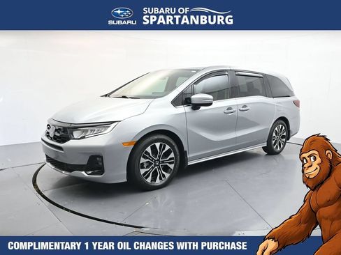 Used 2026 Honda Odyssey Elite image 3